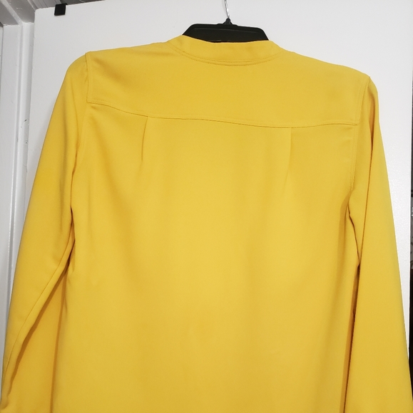Dress blouse - Picture 2 of 4
